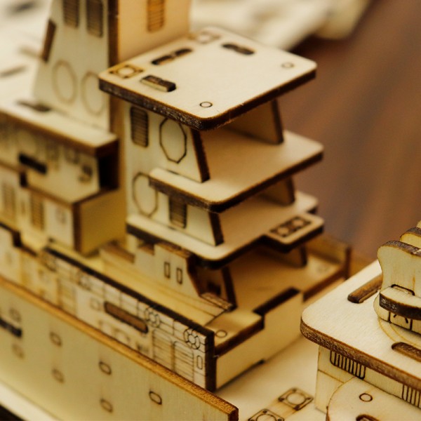 3D Holzpuzzle Kriegsschiff Modell Nr. MK0203917